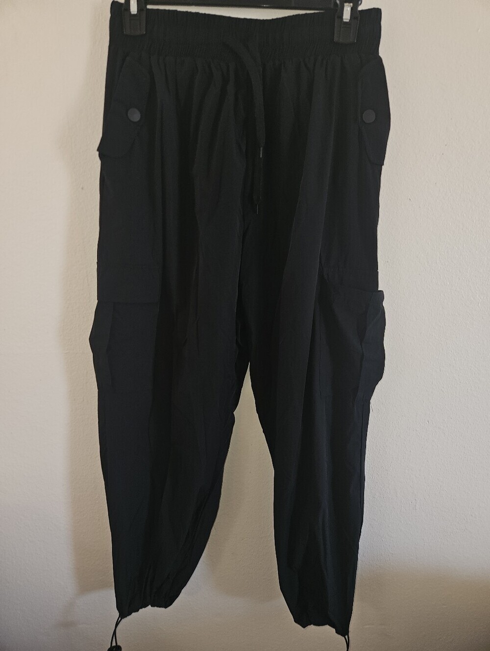 In Good State Womans Elastic Waist Black Panst Size M